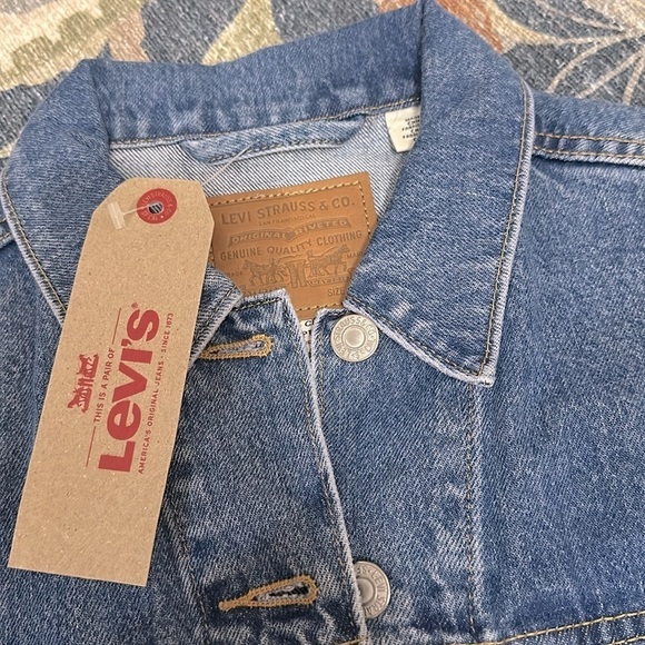LEVIS DENIM JACKET S NWT - Picture 3 of 8